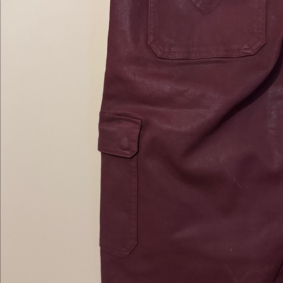 NWT- Hudson Rosie Cargo Wide Leg Faux Leather pants, Coated Bordeaux, size 33 - Picture 12 of 12